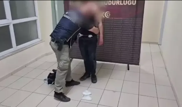 Batman’da, üst aramalarında uyuşturucu ile yakalanan 2 şüpheli tutuklandı