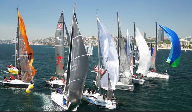 Cumhurbaşkanlığı 6. Uluslararası Yat Yarışları Kurtuluş Kupası İstanbul Etabı'nda Renkli Görüntüler