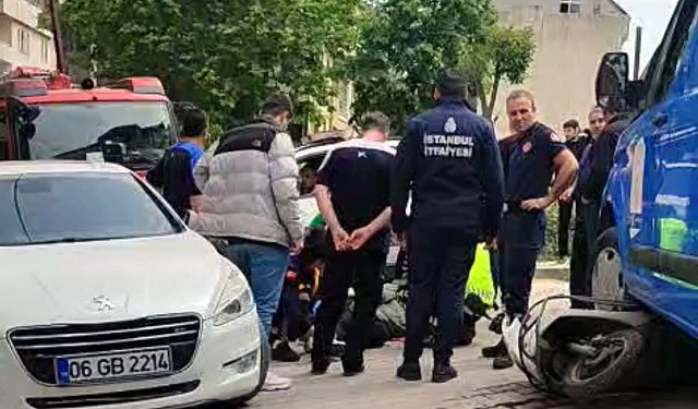 Avcılar'da Kargo Aracıyla Motosiklet Çarpıştı