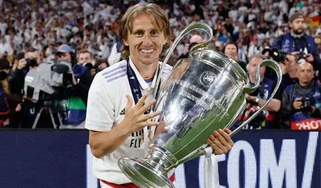 Luka Modric, Sezon Sonu Real Madrid’den Ayrılacağını Açıkladı