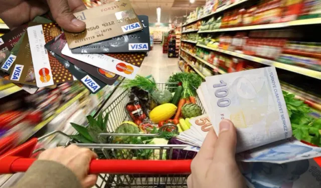 Alışverişte Kredi Kartı Zirvede, Nakit Para Tarihe Karışıyor