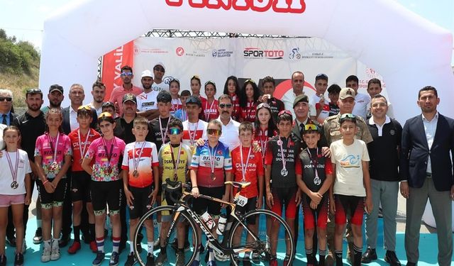 Hatay’da pedallar ‘15 Temmuz’ şehitleri için döndü