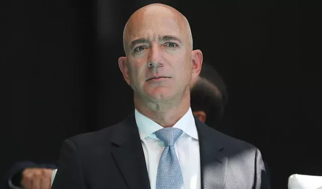 Jeff Bezos Yapay Zeka Şirketinin CEO'su Oluyor