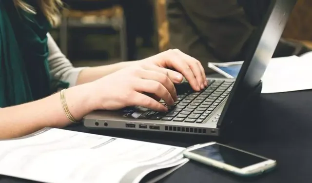 Elektronik İngilizce Yeterlik Sınavı Yarın Gerçekleşecek