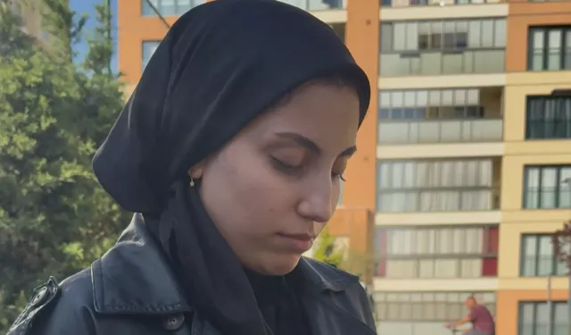 Üniversitede Şok Sözler: Başörtülü Öğrenciye Hocasından Skandal