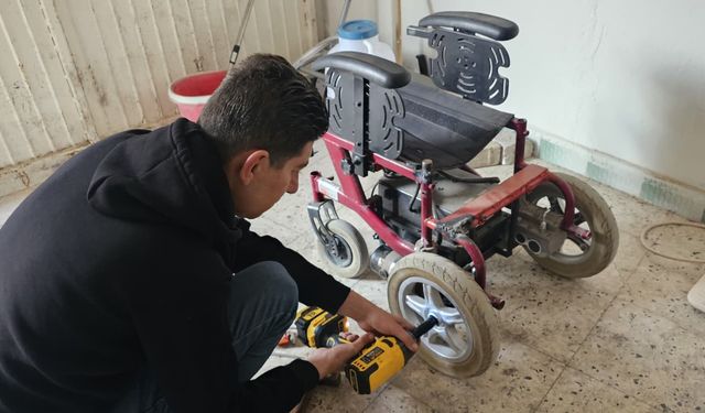 Akülü Sandalyeleri Ücretsiz Tamir Eden Kişiye İş Yeri Desteği