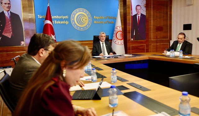 Bakan Bolat, Kanada Ticaret Bakanı Sidhu ile Online Görüşme Yaptı