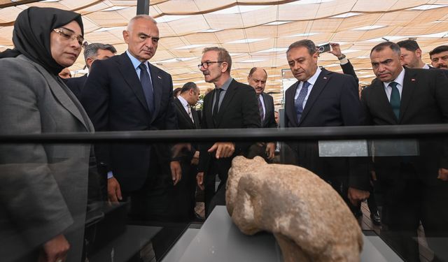 Bakan Ersoy: Taş Tepeler Buluntuları Neolitik Dönemi Genişletiyor