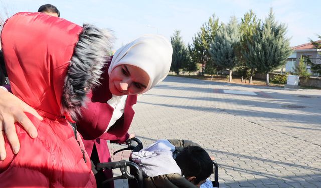 Devlet Korumasına Alınan Adnan, Bakan Göktaş Tarafından Ziyaret Edildi