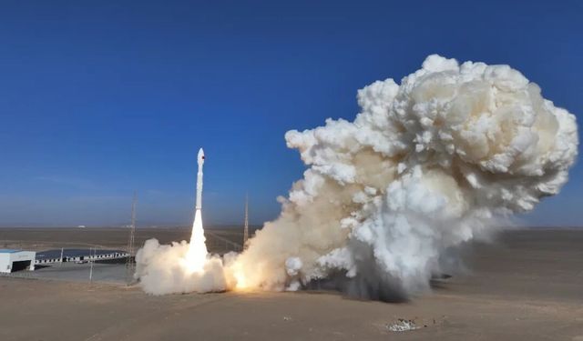 Lijian-1 Roketiyle Dokuz Uydu Gönderen Çin, Uzayda Yeni Adım Attı