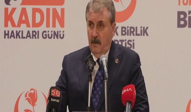 Destici: Türkiye’de kadın üniversiteleri kurulmalıdır