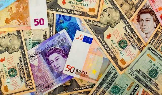 Haftanın İlk Gününde Piyasalar; Dolar Ve Euro Yükselişte