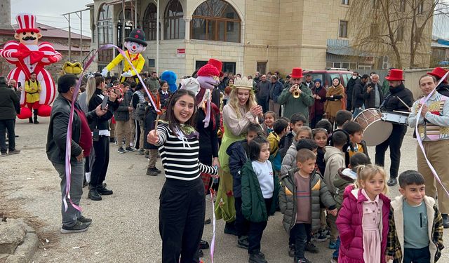 Erzurum Devlet Tiyatrosu, Kırsaldaki Çocukları Tiyatroyla Tanıştırdı