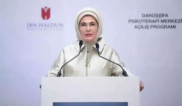Emine Erdoğan, İHÜ İPAM Darüşşifa Psikoterapi Merkezi Açılışına Katıldı