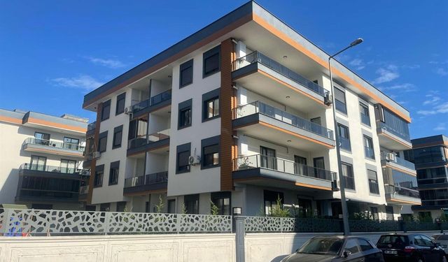 Komşunun Bebeğine İzlettiği Video Suçun Zamanını Ortaya Çıkardı