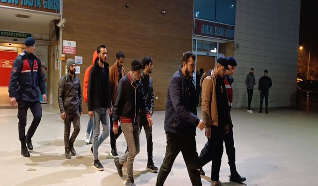 Bursa’da 8 Kaçak Göçmen Yakalandı