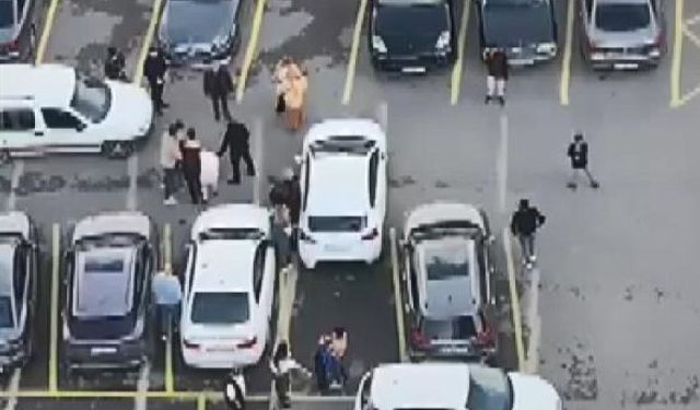 Duruşma Sonrası Adliye Bahçesinde Tekmeli Yumruklu Kavga