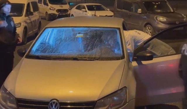 İstanbul Pendik’te Park Halindeki Araçta Cansız Beden Bulundu