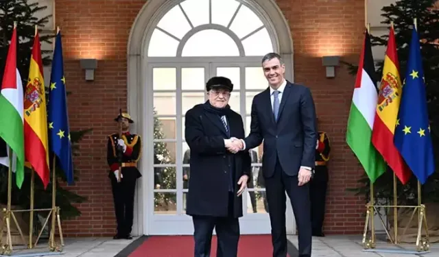 İspanya Başbakanı Sanchez ve Abbas Madrid’de Görüştü