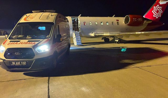 Kars’ta 44 Günlük Bebek, Ambulans Uçakla Ankara’ya Sevk Edildi