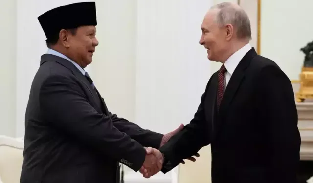 Putin, Endonezya Lideri Subianto ile Kremlin’de Görüştü