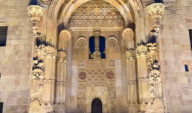 Tarihi Eser Işıkla Buluştu, Görsel Şölen Oluştu