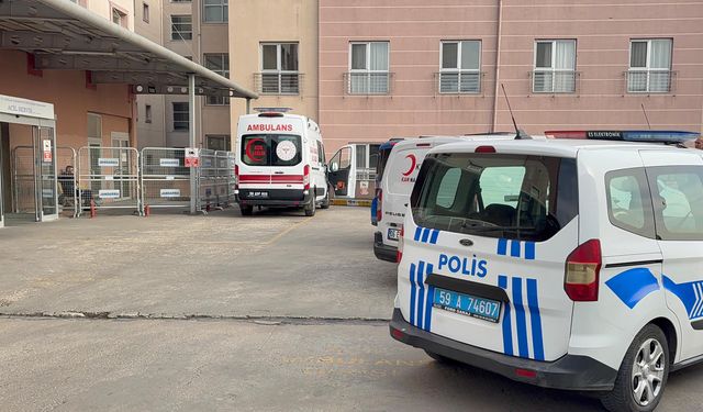 Tekirdağ’da 2’nci Kat Balkonundan Düşen Çocuk Ağır Yaralandı