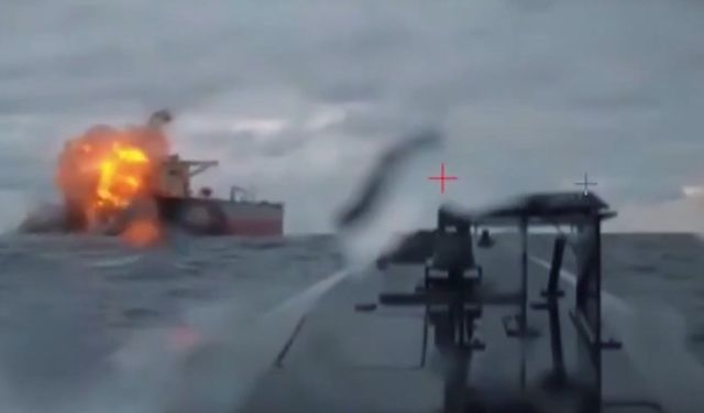 Ukrayna’dan Rusya Petrol Tankerine Saldırı Düzenlendi