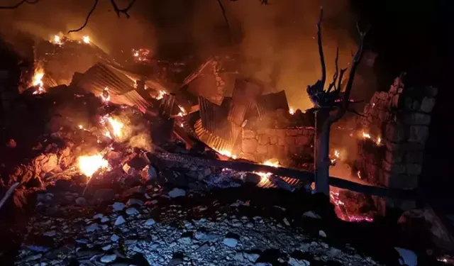 Yanan Ev Çöktü, İçinde Yalnız Yaşayan Alzheimer Hastası Aranıyor