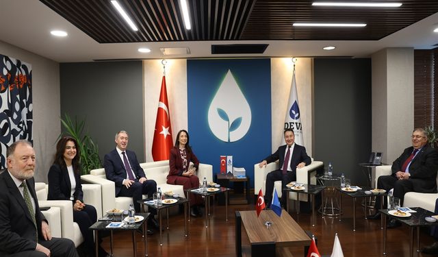 DEM Parti Heyeti, DEVA Partisi Genel Başkanı Babacan İle Bir Araya Geldi