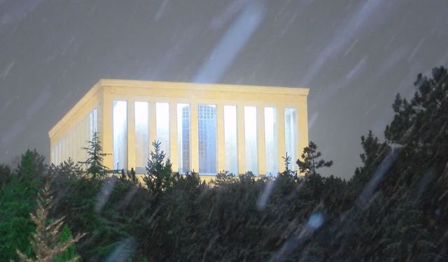 Ankara’da Yeni Yılın İlk Gününde, Kar Yağışı Etkili Oldu