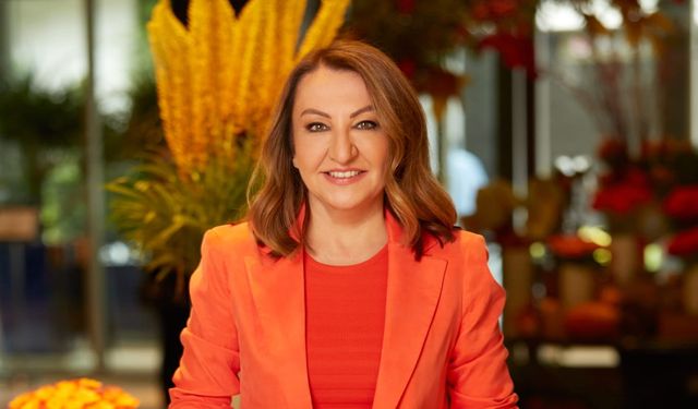 Ayça Furth, Yapay Zeka Tabanlı Yeni İş Gücü Modelini Kurdu