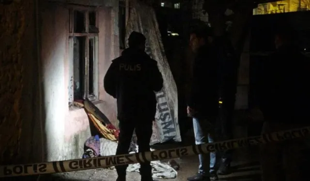 Antalya'da Gecekondu Yangını: 1 Ölü, 1 Yaralı