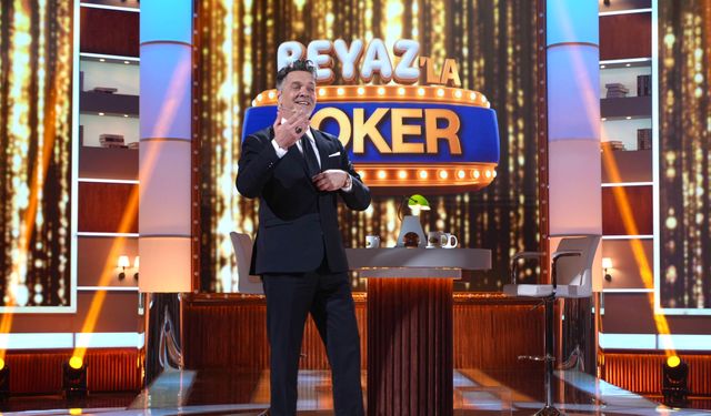 Beyaz’dan Joker Şov Tadında Performans