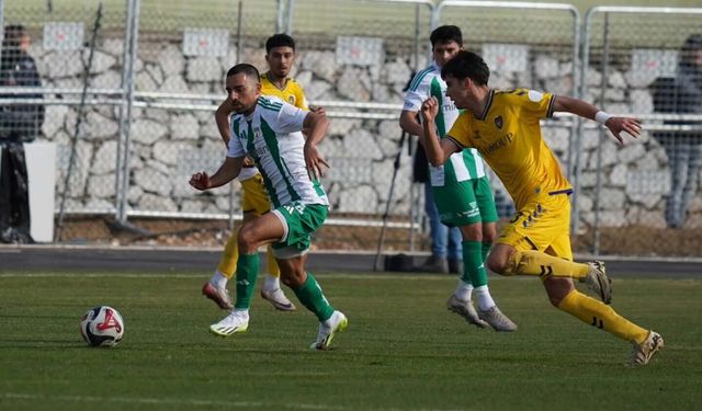 Bucaspor 1928 Kritik Maçta Kaybetti: Tribünler Yıkıldı