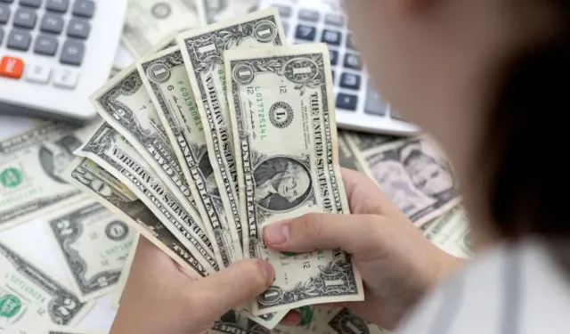 Döviz Kurlarında Son Durum: Dolar Ve Euro