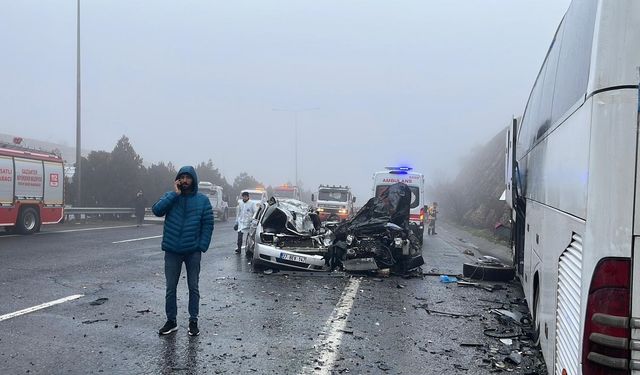 Gaziantep'te Zincirleme Kaza: 10 Araç, 2 Ölü 11 Yaralı