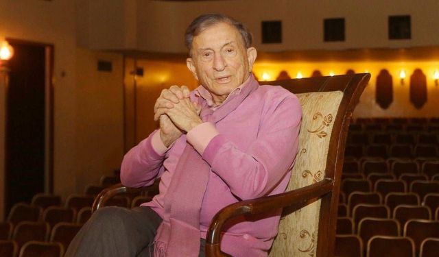 Tiyatro Efsanesi Haldun Dormen Yaşamını Yitirdi