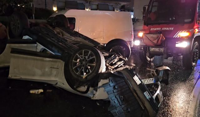 İstanbul Beşiktaş’ta Trafik Kazası 2 Kişi Yaralandı