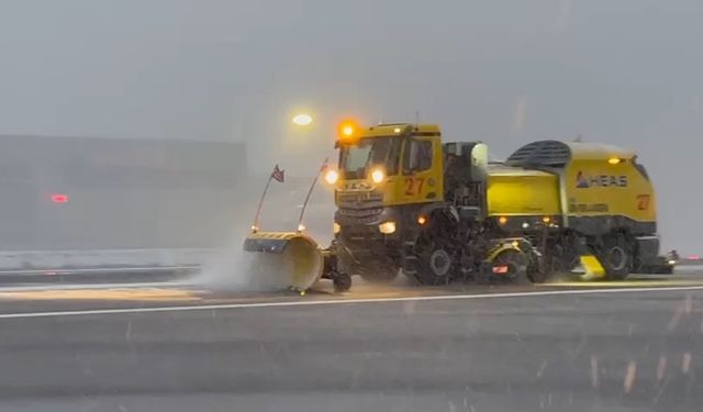 İstanbul’da Kar Ulaşımı Etkiledi, Bazı Seferler İptal Edildi