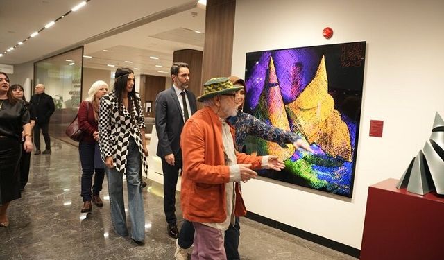 286 Eserlik Zenger Koleksiyonu Sanatseverlerin Beğenisinde