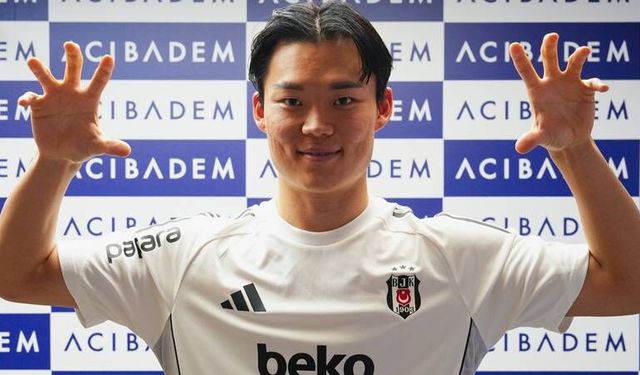 Beşiktaş Taraftarları Hyeon-gyu Oh İçin İmza Gününde