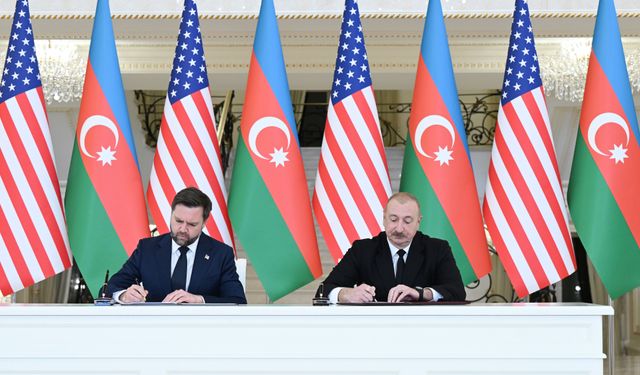 ABD Başkan Yardımcısı Vance Azerbaycan’a Geldi