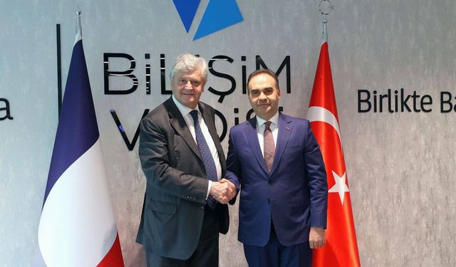 Bakan Kacır, Fransa Dış Ticaret Bakanı ile Temas Kurdu