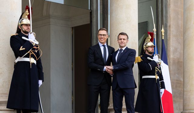 Macron, Finlandiya Cumhurbaşkanı ile Görüştü