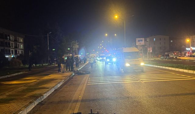 Motosiklet Kazası: 1 Kişi Öldü, 3 Kişi Yaralandı