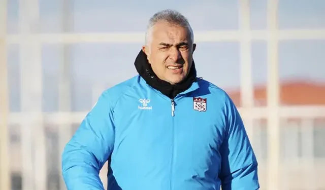 Sivasspor, Mehmet Altıparmak İle Yollarını Ayırdı