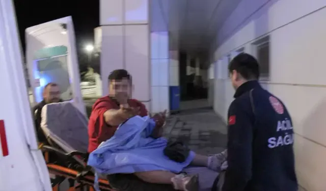 Bıçaklı Kavgada Yaralanan Şüpheli Basına Saldırdı