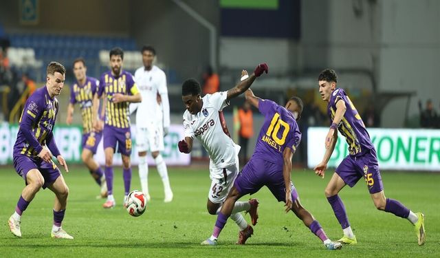 Bordo Mavililerde 9 İsim Milli Takımlara Seçildi