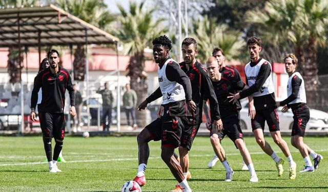 Samsunspor Konyaspor Maçı Hazırlıklarını Sürdürdü